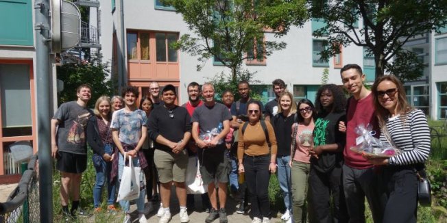 Deutsch-Französischer Austausch zum Thema Wohnheimleben und Bauen