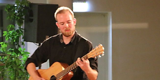 Wer hat Talent und will auf die Bühne?