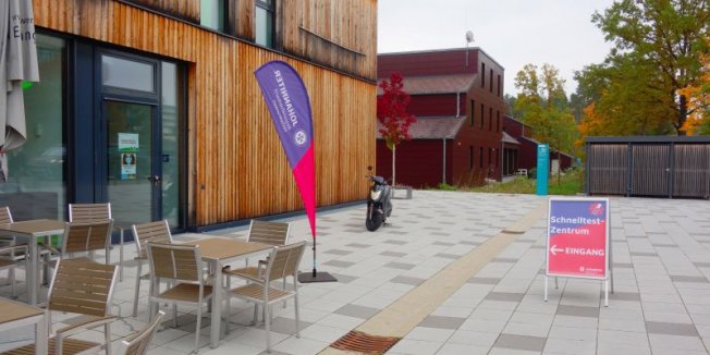 FAU betreibt Corona-Testzentren in den Räumlichkeiten des Studentenwerks