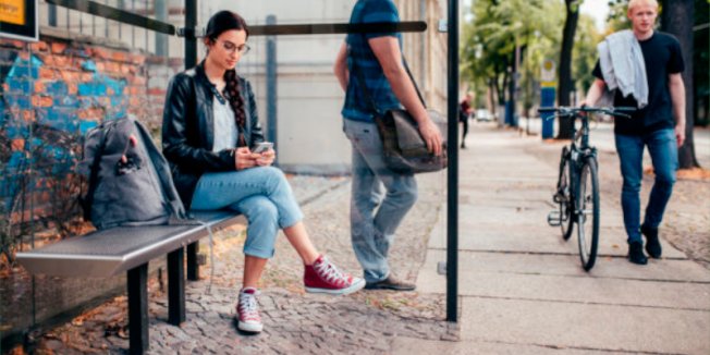 Semesterticket-Jahresvertrag für 2022/23 unterzeichnet