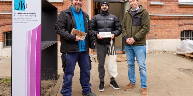 Erster Mieter im neuen Wohnheim Neuburg